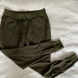 CRZ Yoga Joggers - Lulu Dupe